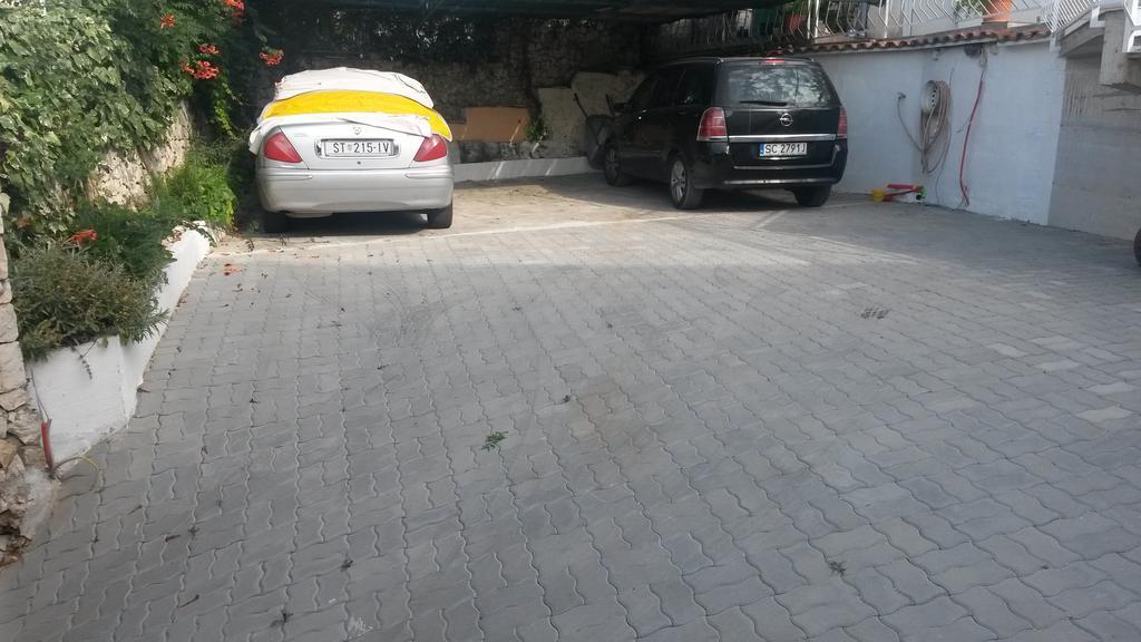 Apartments Dragan Trogir Exterior foto