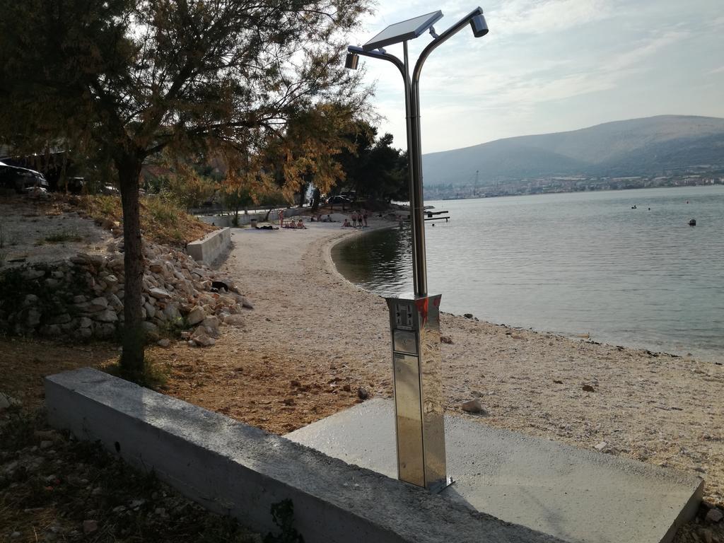 Apartments Dragan Trogir Exterior foto