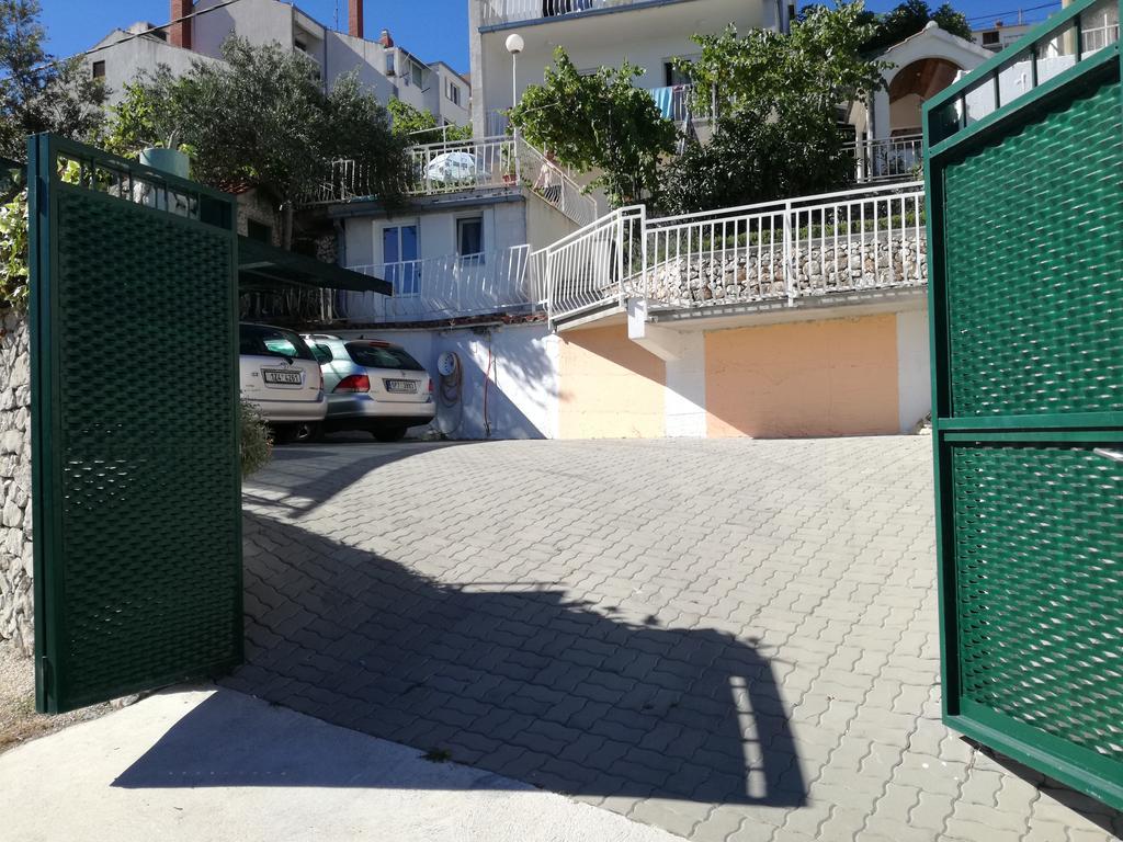 Apartments Dragan Trogir Exterior foto